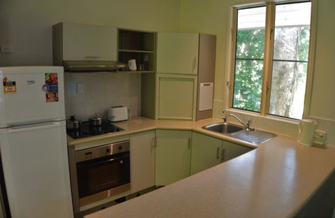 Eco Village Mission Beach - Yamba Accommodation 17