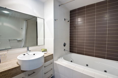 The Point Resort - Yamba Accommodation 2