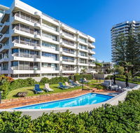 Surfers Chalet - Yamba Accommodation