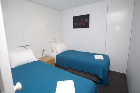 Circle Luxury Holidays - Yamba Accommodation 7