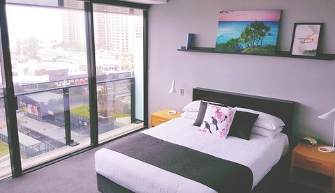 Circle Luxury Holidays - Yamba Accommodation 23