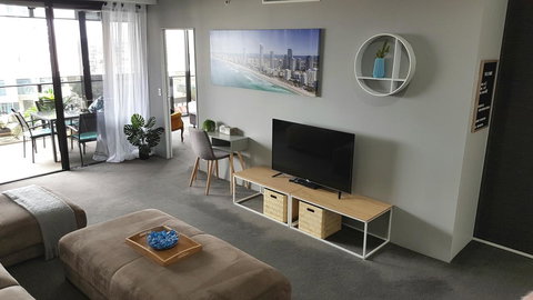 Circle Luxury Holidays - Yamba Accommodation 15