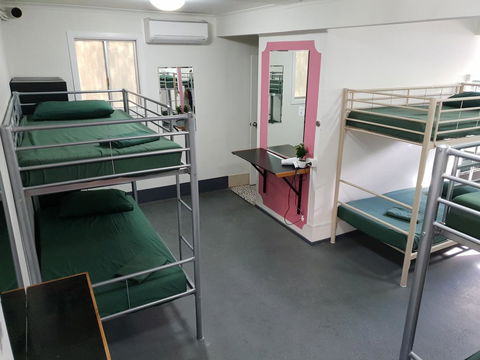 Backpackers In Paradise 18-35 Hostel - Yamba Accommodation 10
