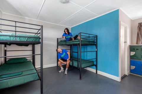 Backpackers In Paradise 18-35 Hostel - Yamba Accommodation 4