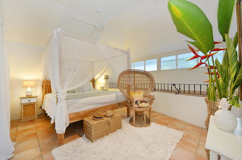 [ ANDY'S BEACH HOUSE ] - Yamba Accommodation 1