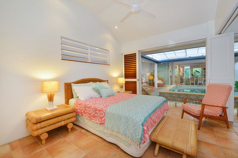 [ ANDY'S BEACH HOUSE ] - Yamba Accommodation 24