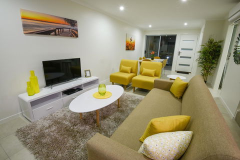Direct Collective - Breeze On Brightwater - Yamba Accommodation 11