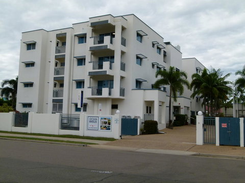 Madison Ocean Breeze Apartments - Yamba Accommodation 2