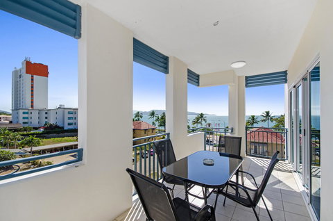 Madison Ocean Breeze Apartments - Yamba Accommodation 13