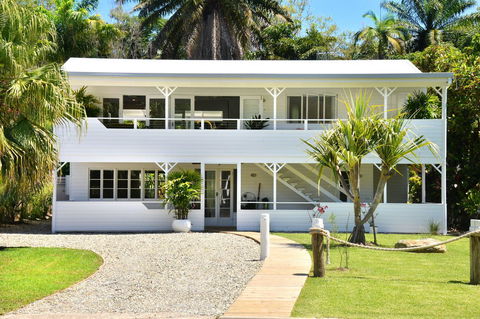 Jamaica Beach House - Yamba Accommodation 16