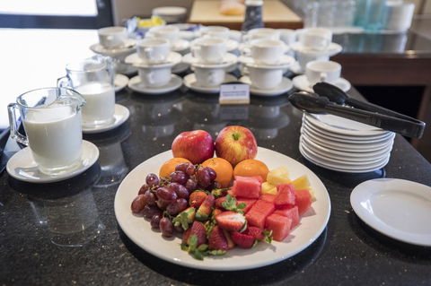 Emerald Maraboon Motor Inn - Yamba Accommodation 2