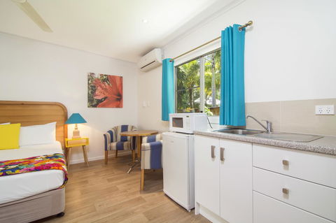 Port Douglas Motel - Yamba Accommodation 38