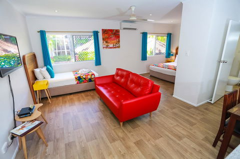 Port Douglas Motel - Yamba Accommodation 4