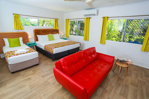Port Douglas Motel - Yamba Accommodation 8