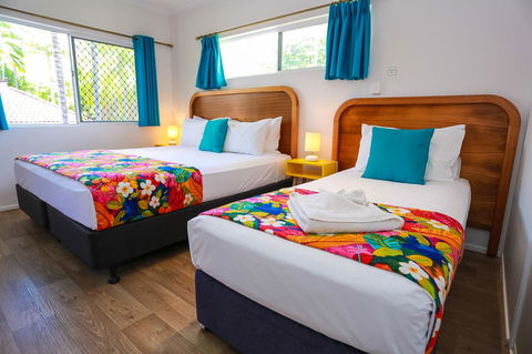 Port Douglas Motel - Yamba Accommodation 1