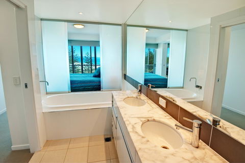 Reflections Tower Two - Yamba Accommodation 14