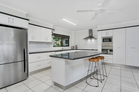 Roydon Beachfront Apartments - Yamba Accommodation 25