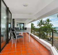 Roydon Beachfront Apartments - Yamba Accommodation