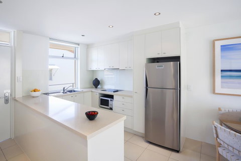 Maison Noosa - Yamba Accommodation 14