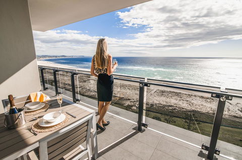 Iconic Kirra Beach Resort - Yamba Accommodation 0