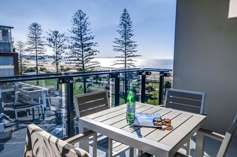 Iconic Kirra Beach Resort - Yamba Accommodation 17