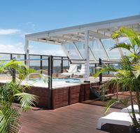 Tiki Hotel Apartments Surfers Paradise - Yamba Accommodation