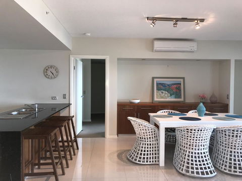 Proximity Waterfront Apartments - Yamba Accommodation 23
