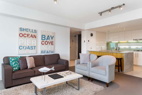 Proximity Waterfront Apartments - Yamba Accommodation 32