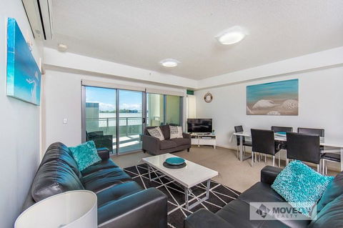 Proximity Waterfront Apartments - Yamba Accommodation 25