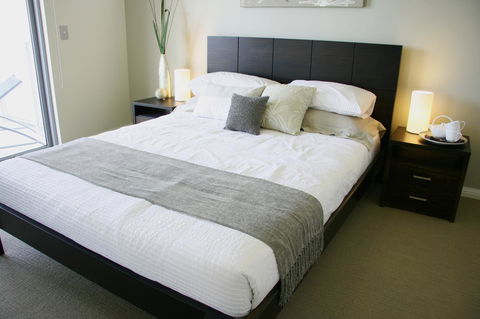 Proximity Waterfront Apartments - Yamba Accommodation 36