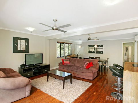 Beach House On Jones Parade, Central Coolum Beach - Yamba Accommodation 4