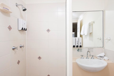 Park Regis Anchorage - Yamba Accommodation 9