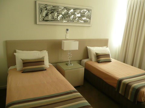 Grosvenor Beachfront Apartments Surfers Paradise - Yamba Accommodation 20