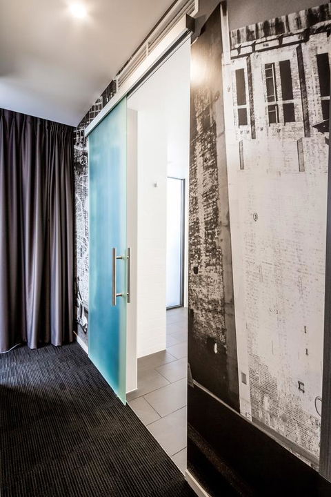 Sage Hotel James Street - Yamba Accommodation 7