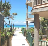 Sanctuary Beach Retreat - Yamba Accommodation