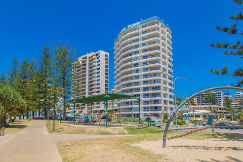 Columbia Beachfront Apartments On Rainbow Bay - Yamba Accommodation 3