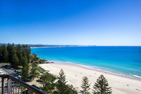 Columbia Beachfront Apartments On Rainbow Bay - Yamba Accommodation 1