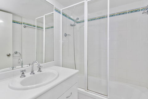Columbia Beachfront Apartments On Rainbow Bay - Yamba Accommodation 37