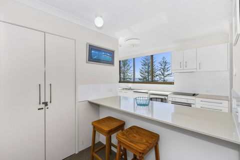 Columbia Beachfront Apartments On Rainbow Bay - Yamba Accommodation 22