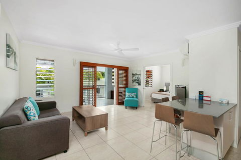 Mantra Aqueous On Port - Yamba Accommodation 15