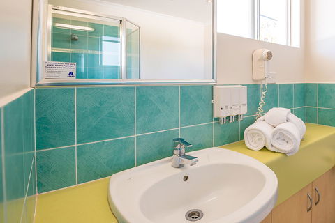 At The Sound Noosa Motel - Yamba Accommodation 32