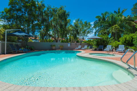 At The Sound Noosa Motel - Yamba Accommodation 10
