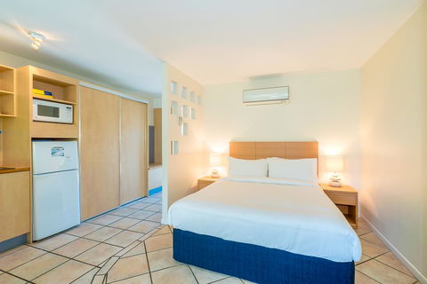 At The Sound Noosa Motel - Yamba Accommodation 38