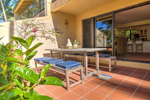 Number 2 On The Beach | Beautiful Beachfront Villa - Yamba Accommodation 8
