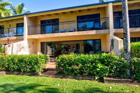 Number 2 On The Beach | Beautiful Beachfront Villa - Yamba Accommodation 21