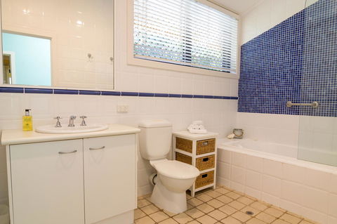 Number 2 On The Beach | Beautiful Beachfront Villa - Yamba Accommodation 18