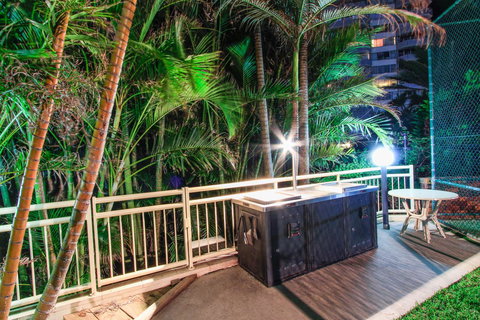 Seacrest Beachfront Apartments Surfers Paradise - Yamba Accommodation 31