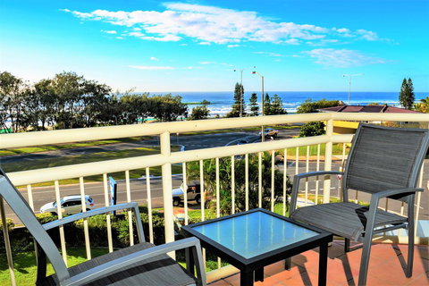Seacrest Beachfront Apartments Surfers Paradise - Yamba Accommodation 36