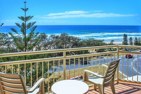 Seacrest Beachfront Apartments Surfers Paradise - Yamba Accommodation 32
