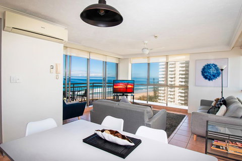 Seacrest Beachfront Apartments Surfers Paradise - Yamba Accommodation 21